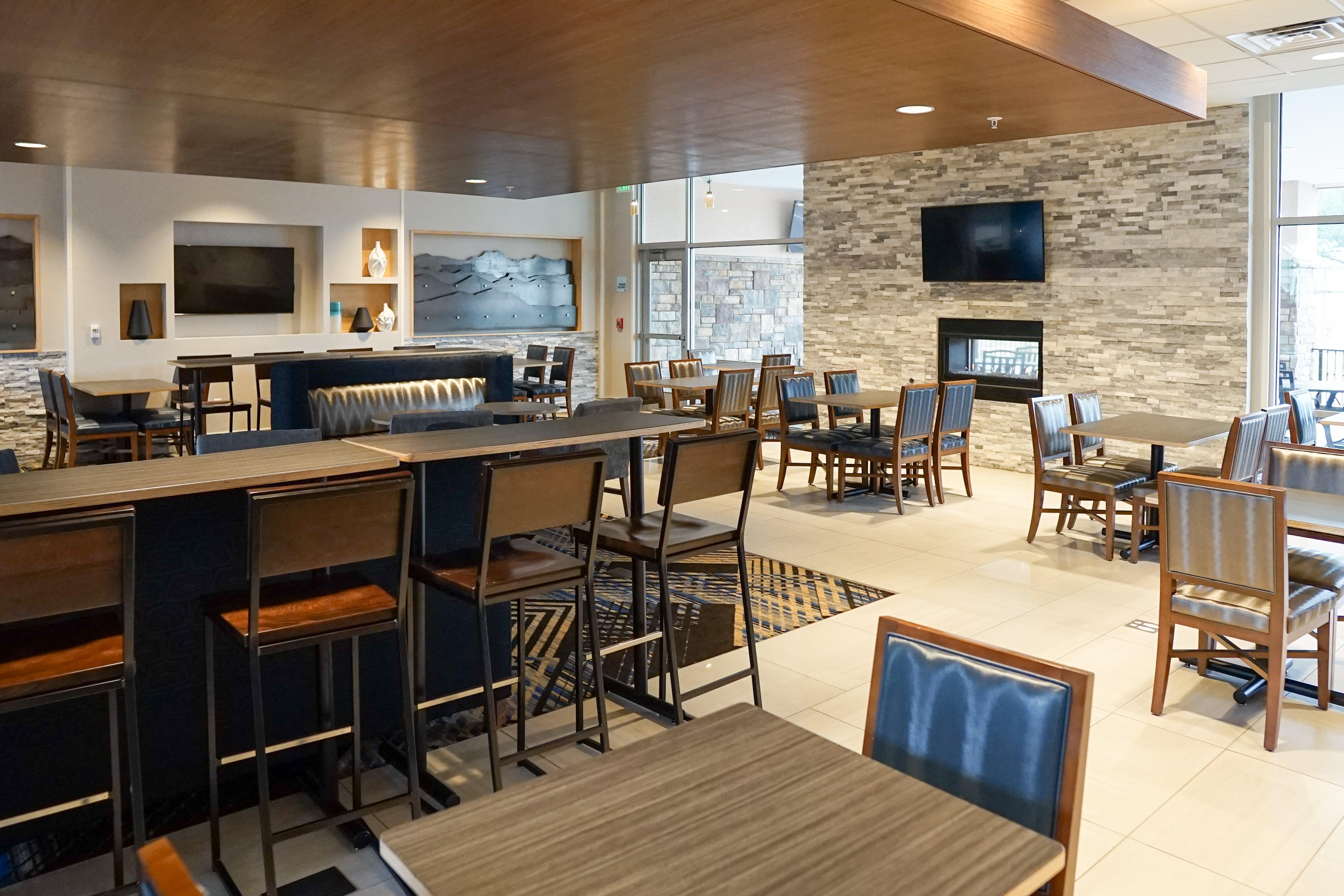 Holiday Inn Express & Suites - Aurora Medical Campus By Ihg Luaran gambar