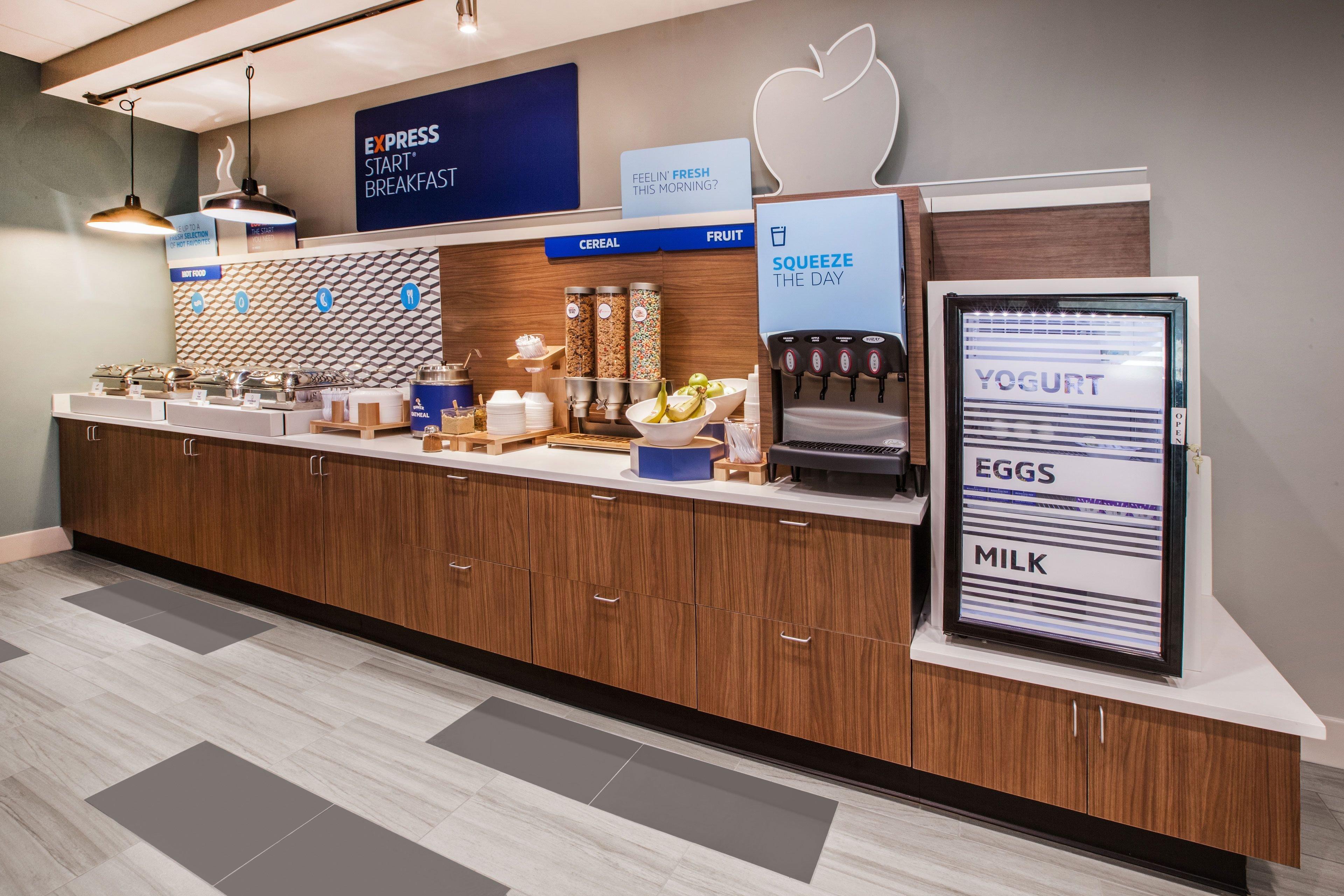 Holiday Inn Express & Suites - Aurora Medical Campus By Ihg Luaran gambar