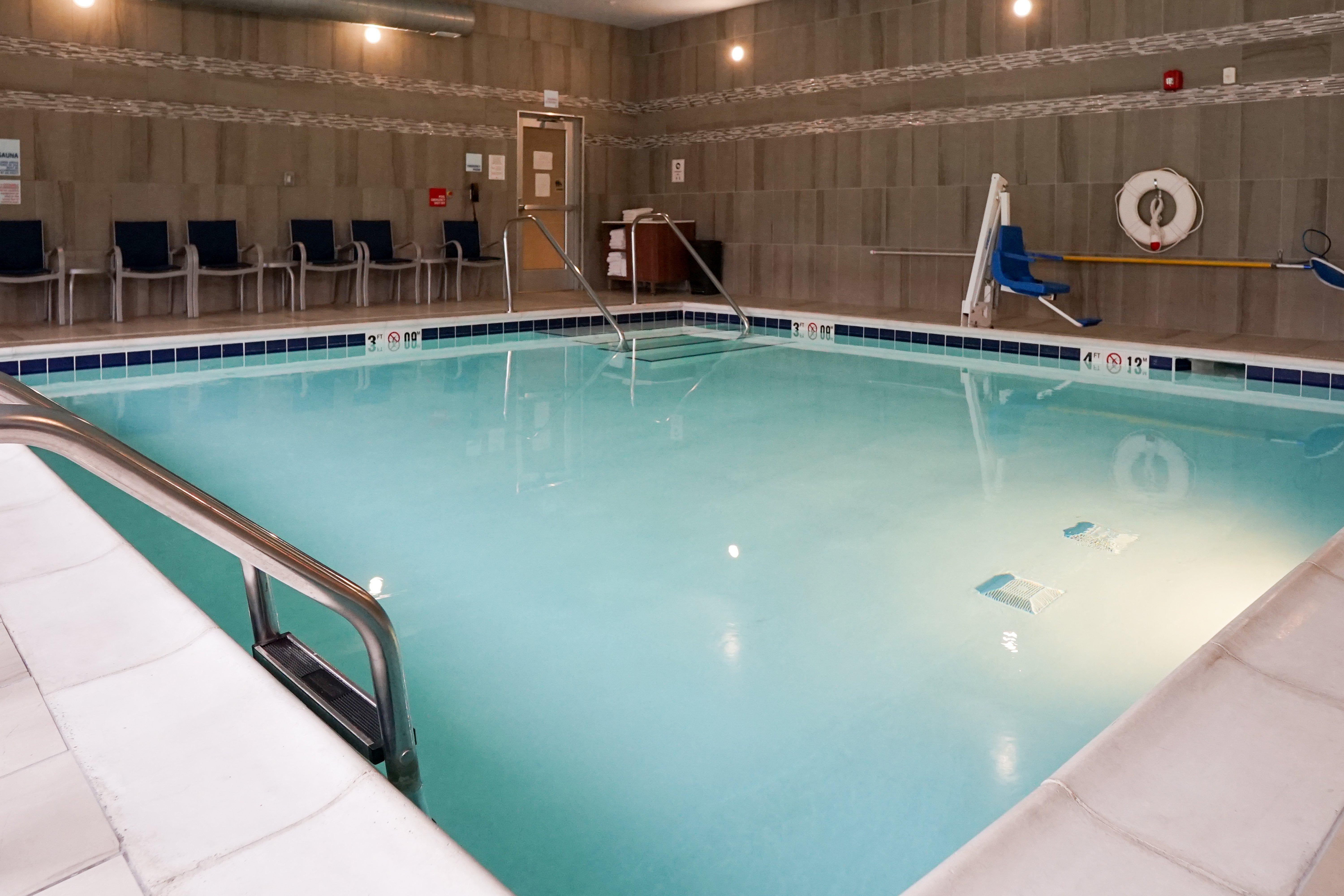 Holiday Inn Express & Suites - Aurora Medical Campus By Ihg Luaran gambar